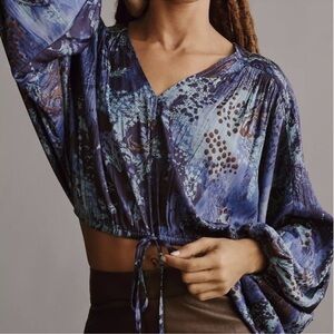 Anthropologie V-Neck Long Sleeve Crop Blouse in Blue Purple Floral Print